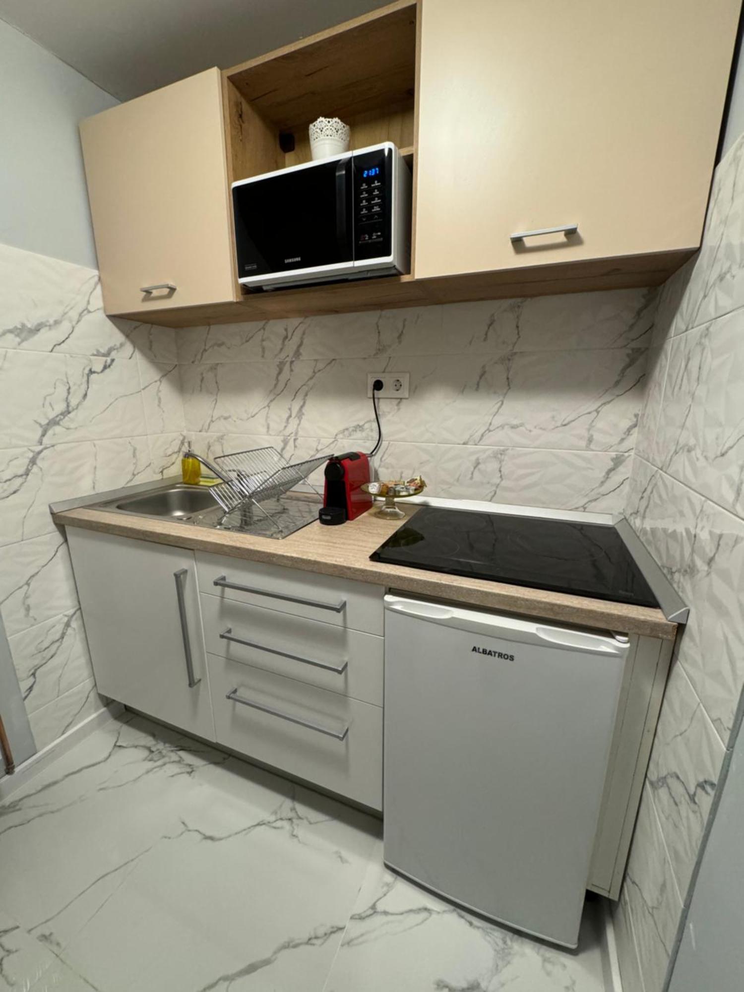 City Center Apartman Сату Маре Екстериор снимка